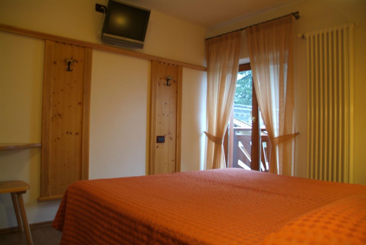 מדונה די קמפיליו Hotel Erika מראה חיצוני תמונה